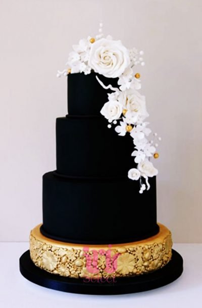 Luscious Black and Gold Stack Cake